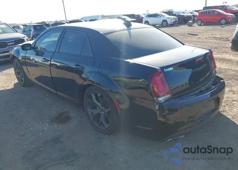 2021 Chrysler 300 300S из США, поврежденный, VIN 2C3CCABG9MH629699